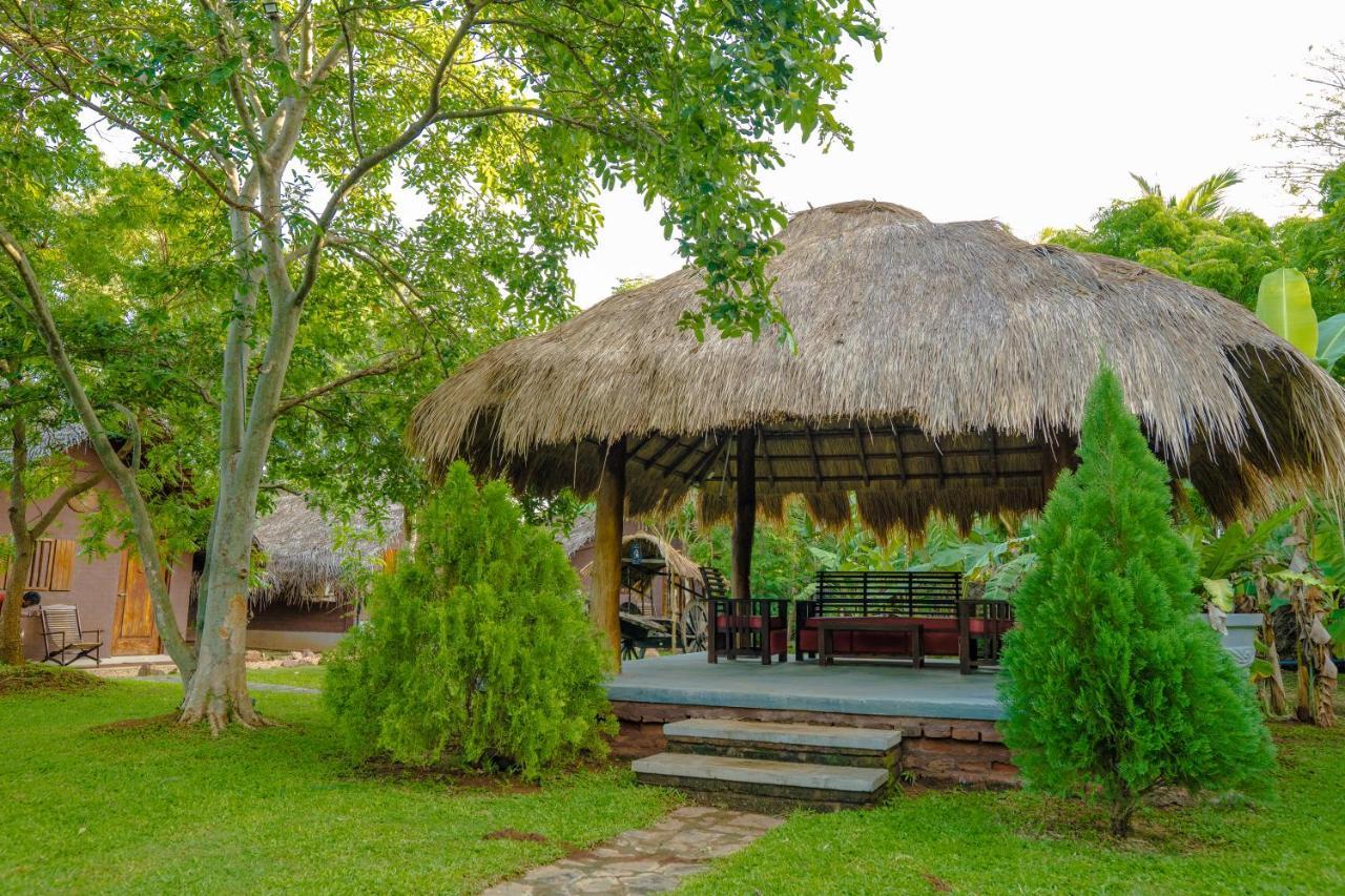 Gaga Bees Yala Villa Tissamaharama Exterior photo